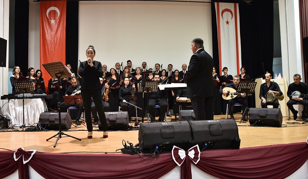 Yakın Doğu Koleji’nin Türk Sanat Müziği Konseri Ayakta Alkışlandı