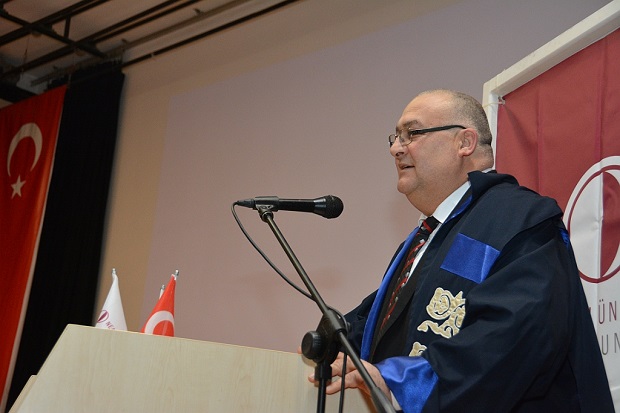 YDÜ Atatürk Eğitim Fakültesi ve Fen Edebiyat Fakültesi’nden Görkemli Diploma Töreni