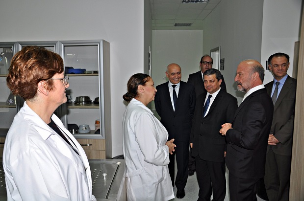 Minister of National Education Kemal Dürüst visited the Near East University Animal Hospital