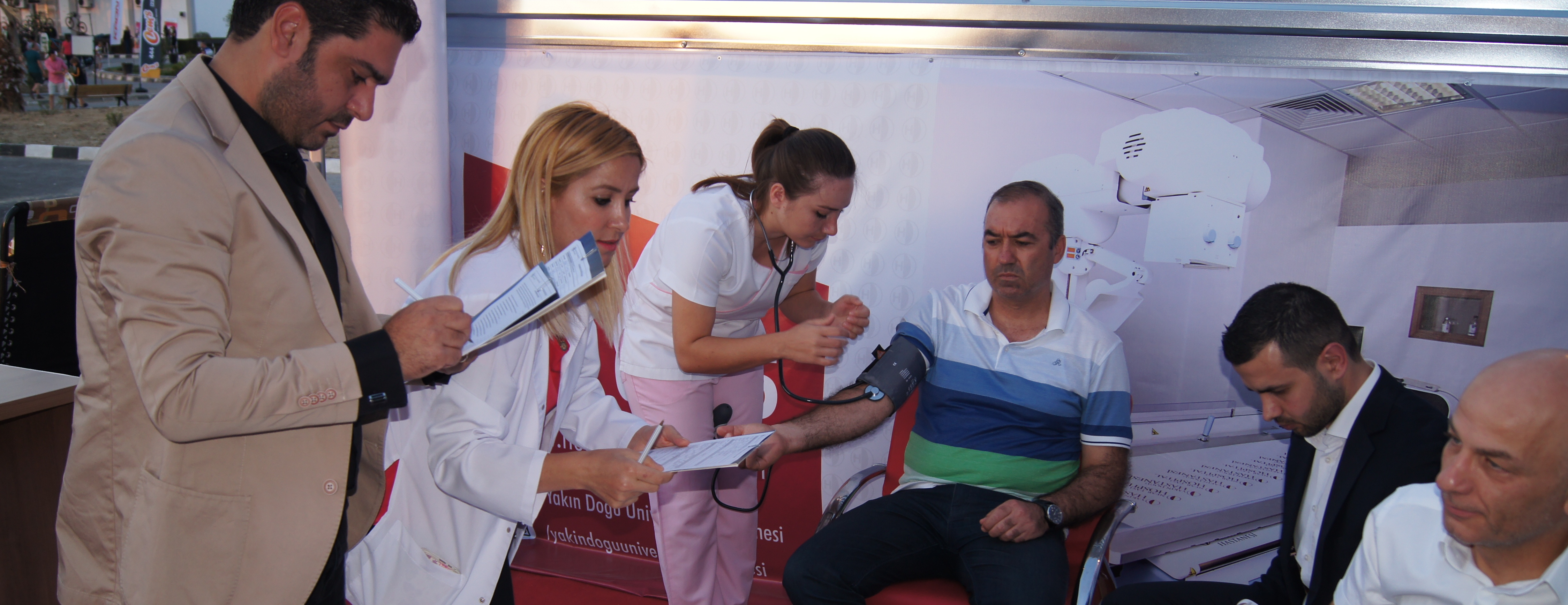 YDÜ Hastanesi “Kan Bağışı, Can Bağışı” Kampanyasını Fuarda Başlattı