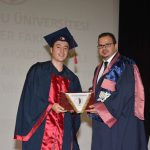 Yakın Doğu Üniversitesi Veteriner Hekimliği Fakültesi Mezunları Meslek Yemini Ederek Diplomalarını Aldılar
