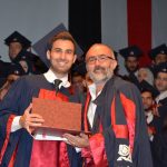 YDÜ Diş Hekimliği Mezunları Hekimlik Yemini Ederek Diplomalarını Aldı