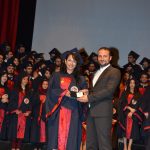 YDÜ Diş Hekimliği Mezunları Hekimlik Yemini Ederek Diplomalarını Aldı