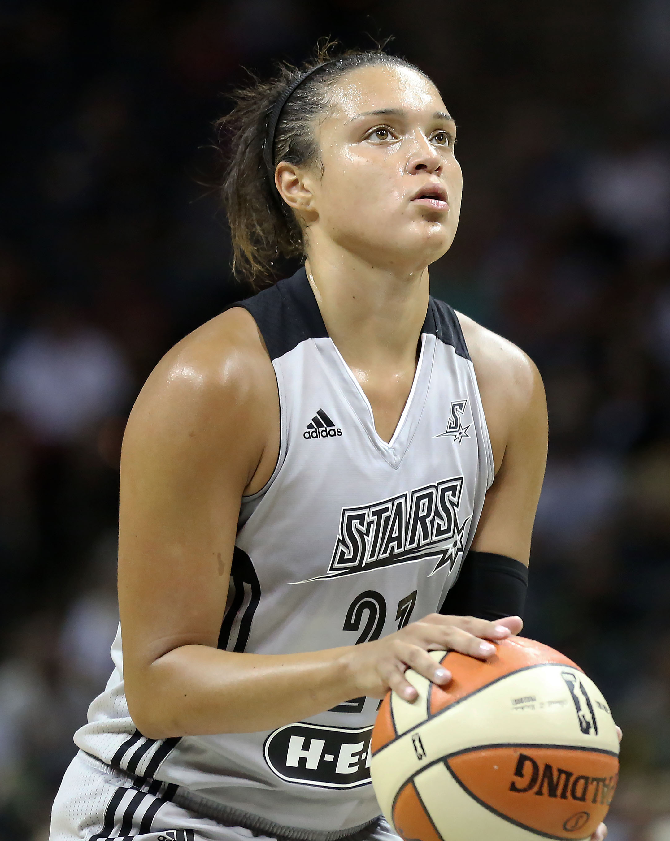 Kayla McBride, Yakın Doğu Üniversitesi Kadın Basketbol Takımı’nda