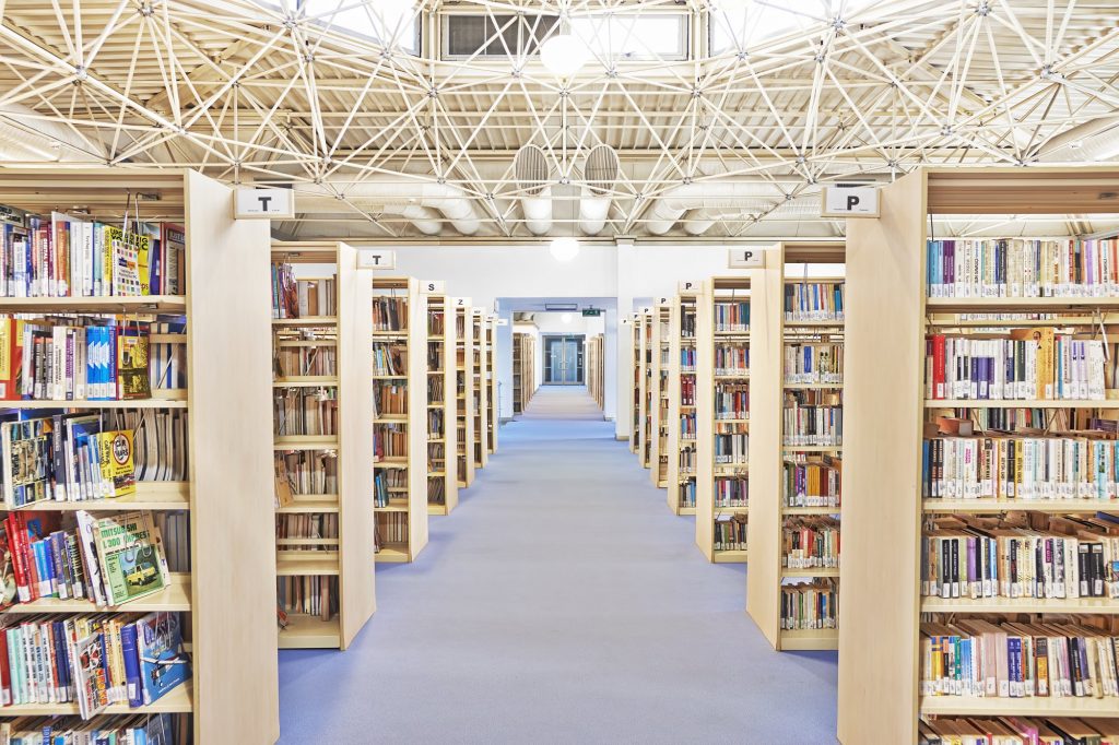 Kıbrıs Halkına ve Öğrencisine Açık Ücretsiz Kullanım Sağlayan YDÜ’nün En Büyük İftiharı Olan Büyük Kütüphanesi’ndeki Kitap Sayısı 1.5 Milyona Ulaştı