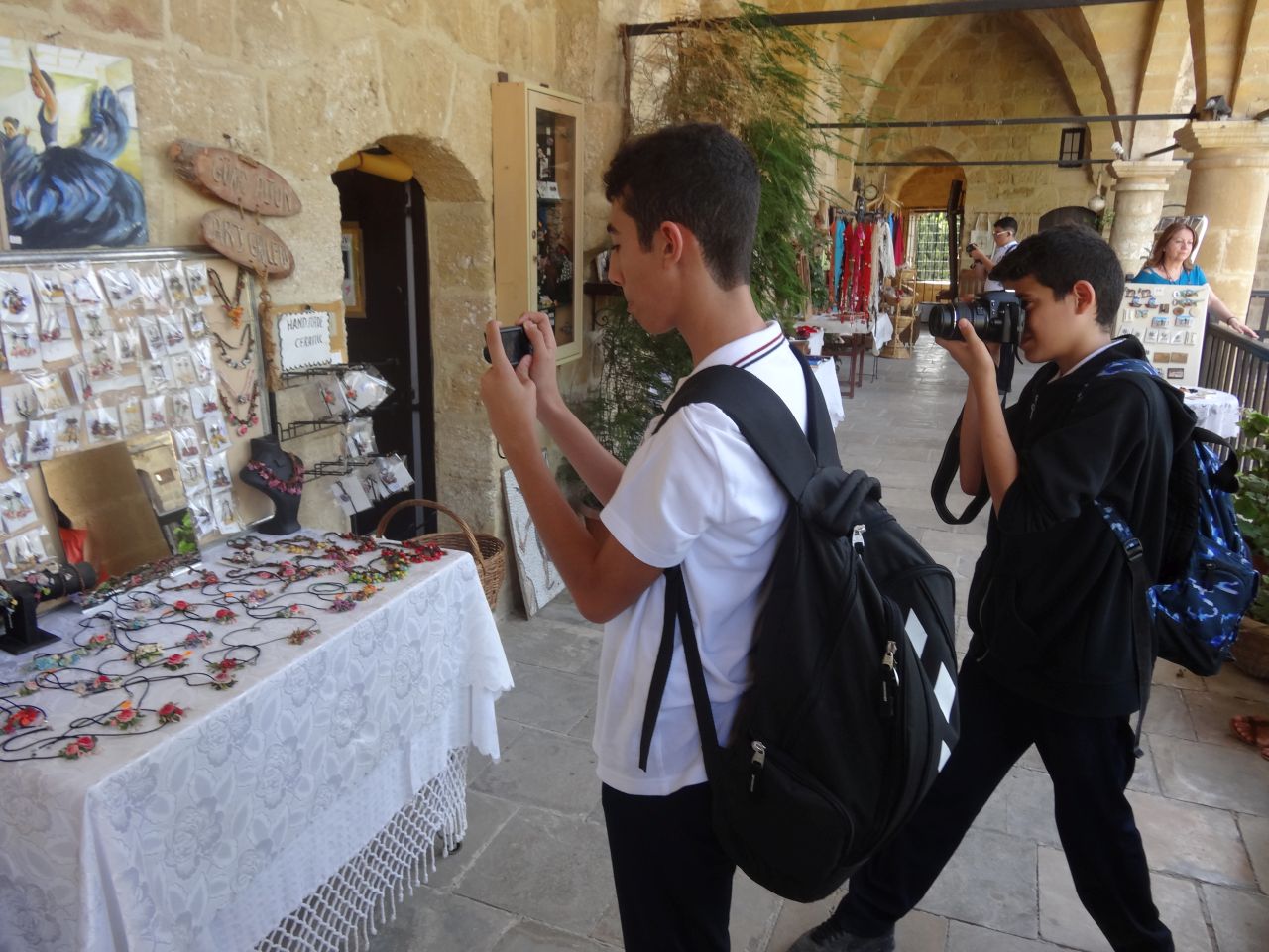 Yakın Doğu Koleji Öğrencileri Kıbrıs Kültür ve Tarihini Gezerek Öğreniyor