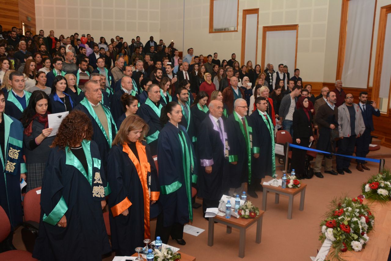 Yakın Doğu Üniversitesi İktisadi ve İdari Bilimler Fakültesi Mezuniyet Töreni Yoğun Katılımla Gerçekleştirildi