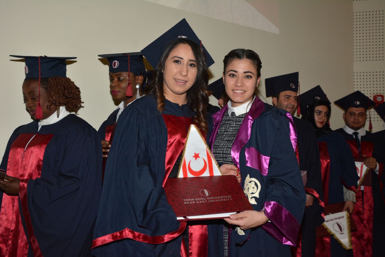 Yakın Doğu Üniversitesi Sağlık Bilimleri Fakültesi Güz Dönemi Mezunları Diplomalarını Törenle Aldı