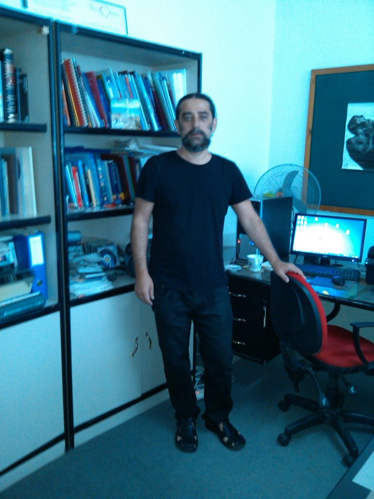 yakin dogu universitesi