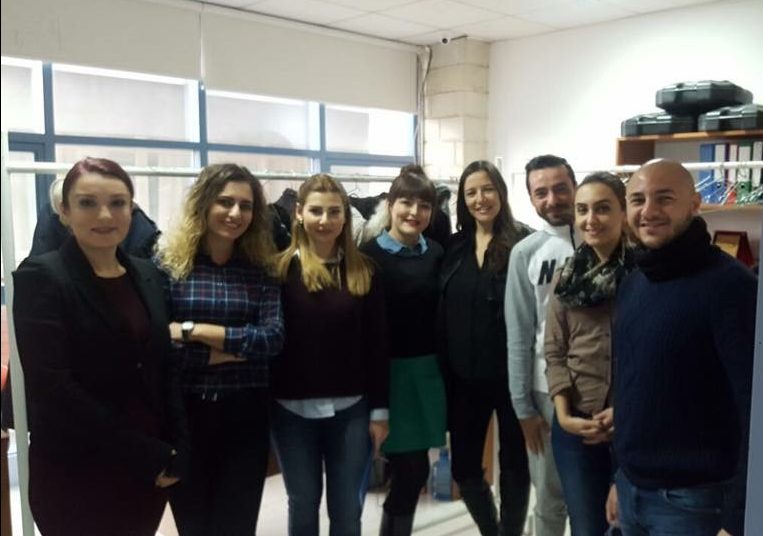 Yakın Doğu Üniversitesi’nin “Sıcak Kalpler Üşümeyen Bedenler Projesi” Ses Getirdi