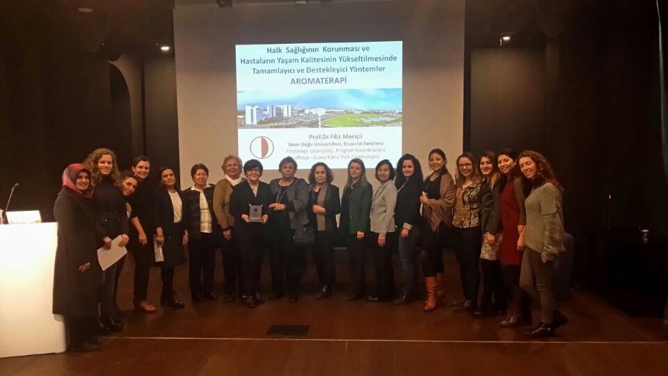 Prof. Dr. Filiz MERİÇLİ Haliç Üniversitesi’nde, Bitkisel Masaj Yağlar ve Aromaterapi Konferansı Verdi
