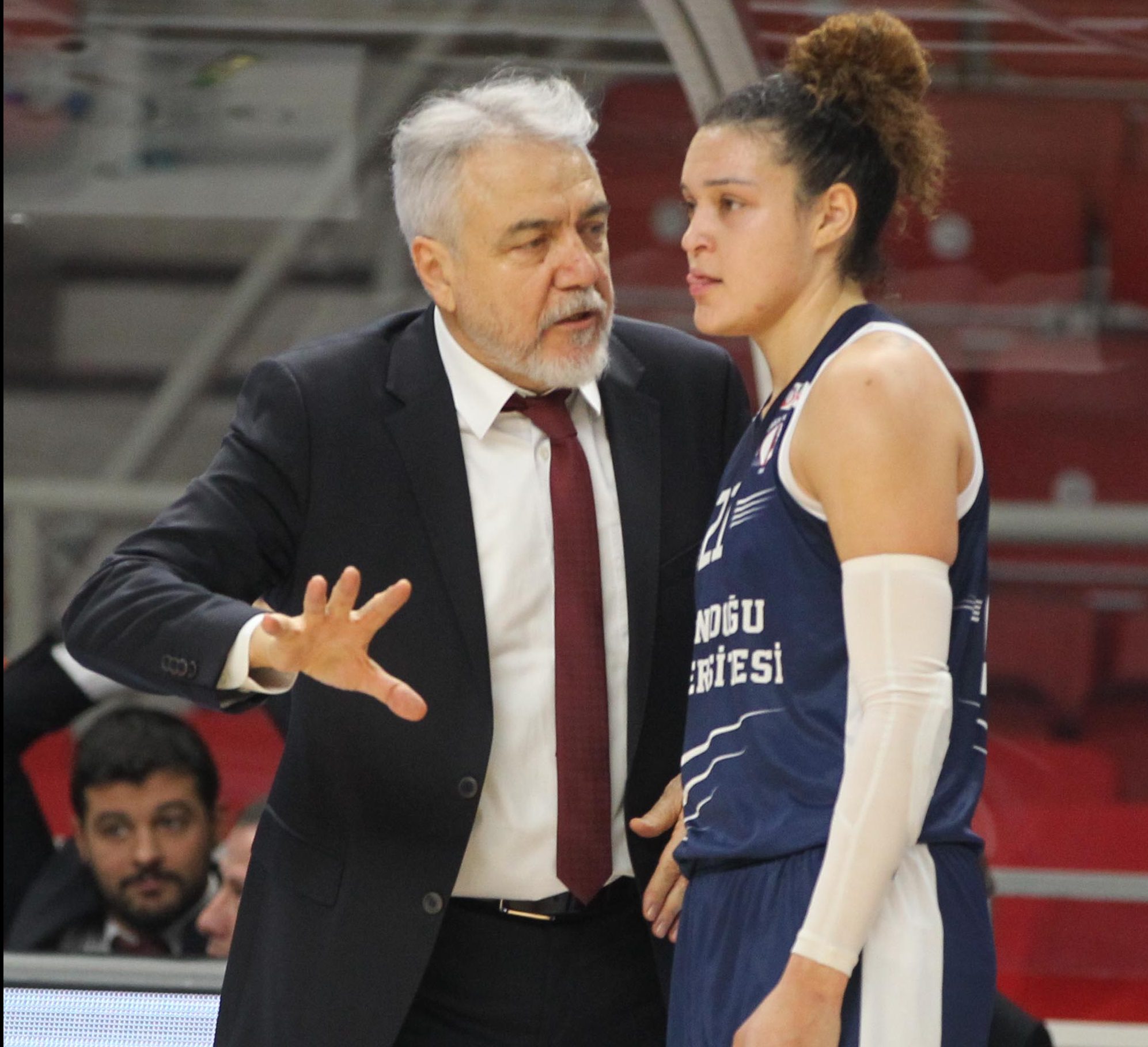 Yakın Doğu Üniversitesi Kadın Basketbol Takımı Türkiye’de Zirvede, Avrupa’da Çeyrek Finalde