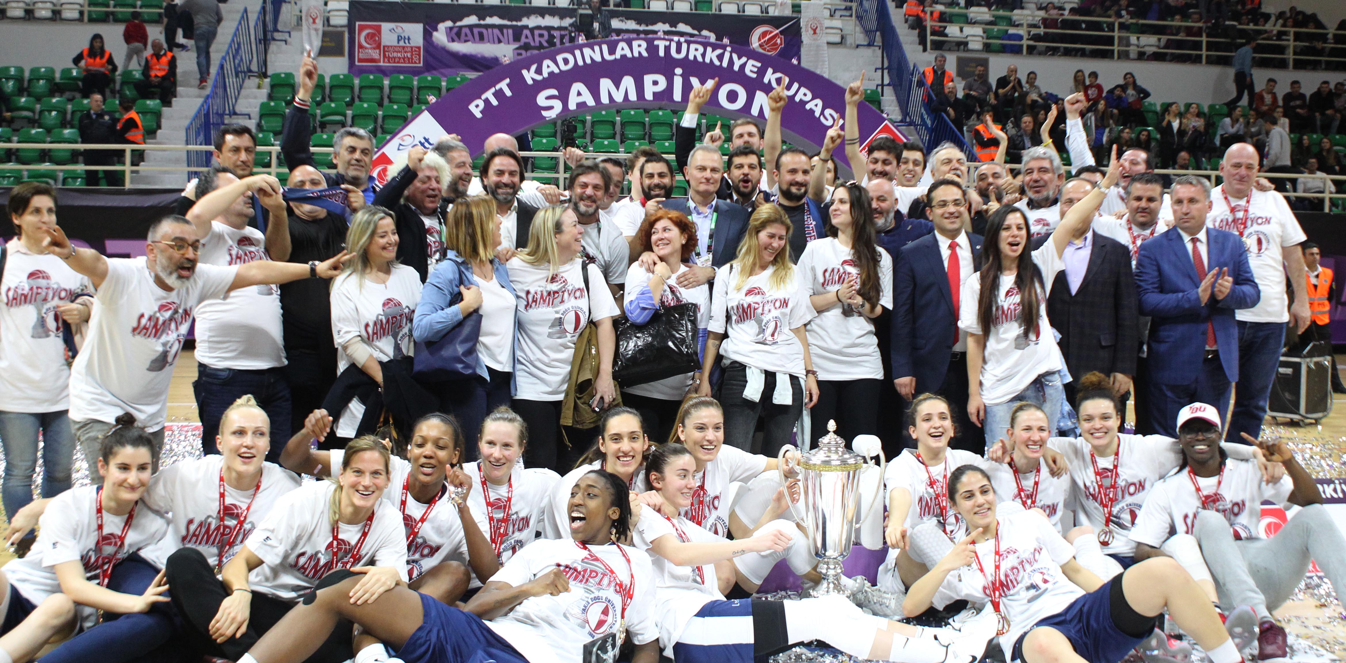 Türkiye Kupasına Tarih Yeni Notunu Düştü; Yakın Doğu Üniversitesi