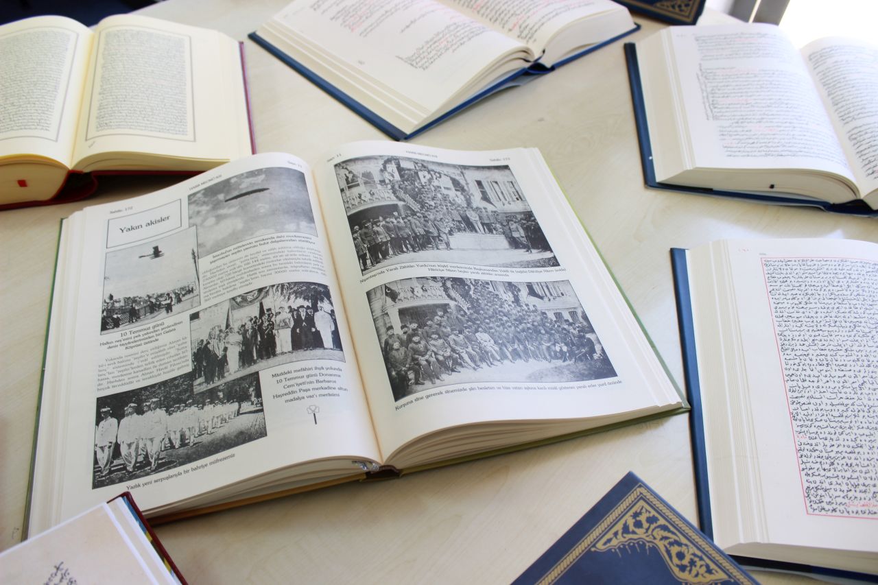 Türk Tarih Kurumu’ndan Yakın Doğu Üniversitesi Büyük Kütüphanesine Anlamlı Bağış