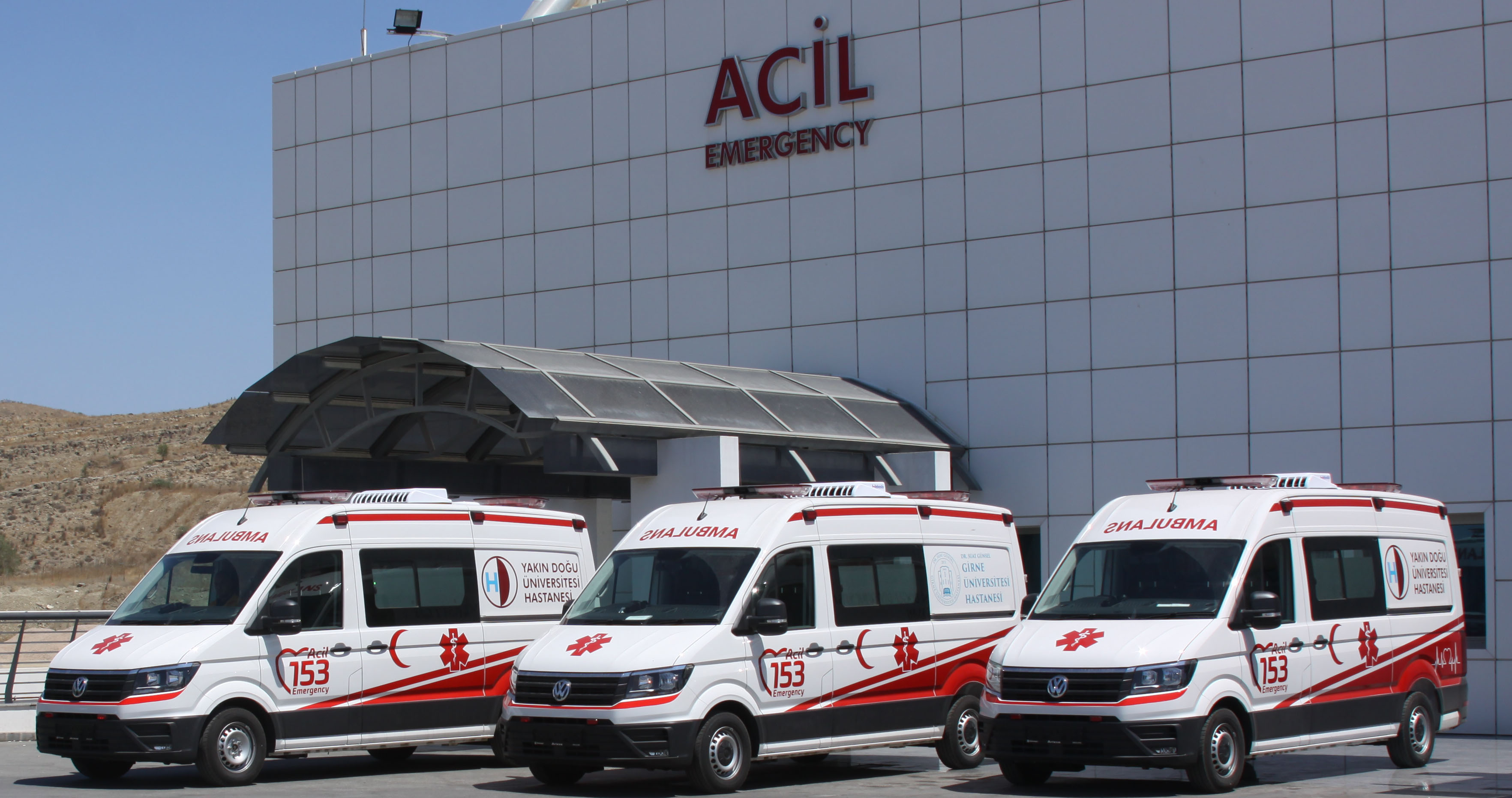 Yakın Doğu Üniversitesi Hastanesi Ve Dr. Suat GÜNSEL Girne Üniversitesi Hastanelerine Ortak Hizmet Veren 153 Acil Çağrı Merkezi Tam Donanımlı On İki Ambulansıyla Tüm Bölgelere Hizmet Veriyor