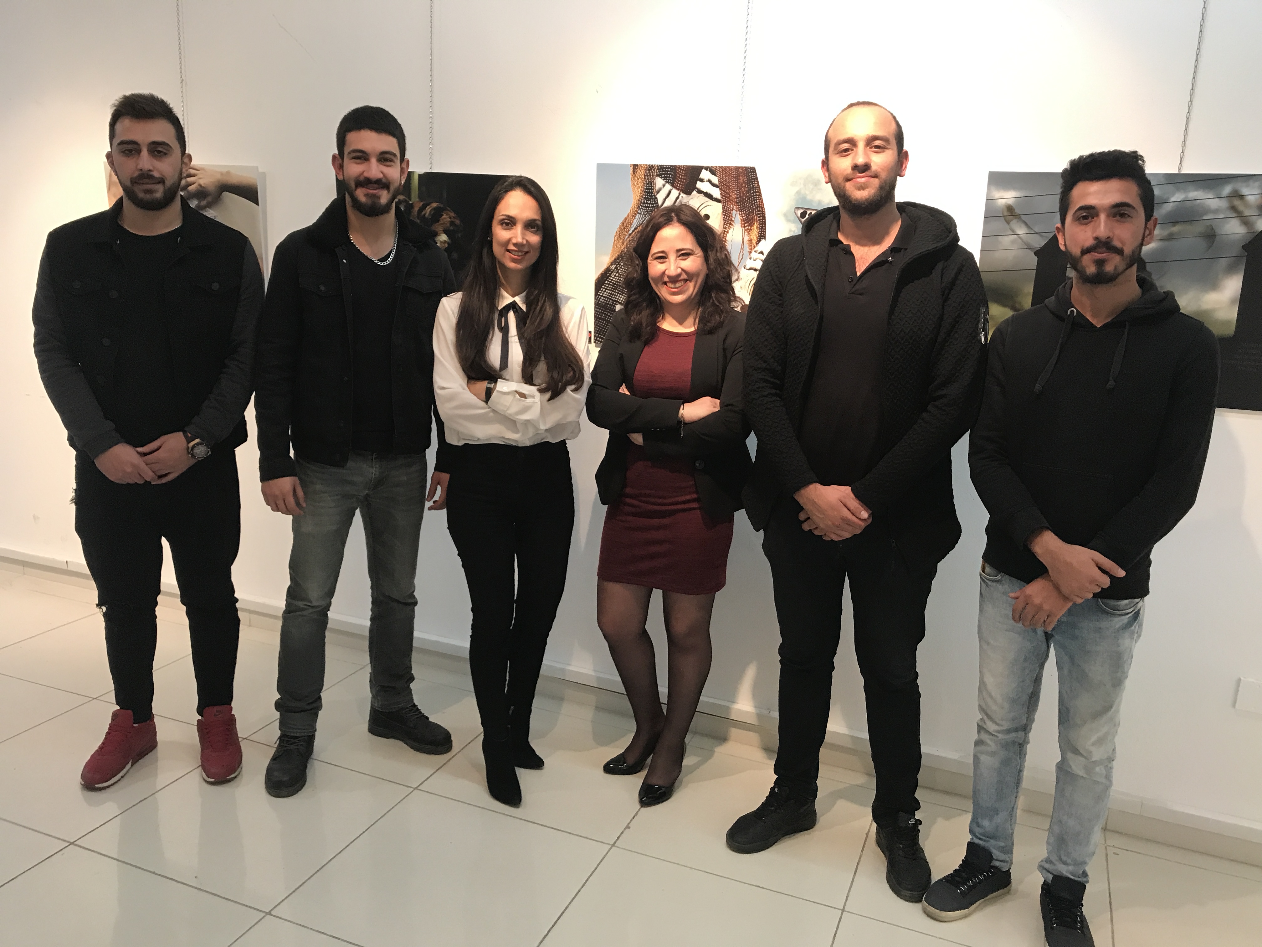 Yakın Doğu Üniversitesi İletişim Fakültesi  İhtiyaçlı Çoçuklara Bağış Toplamak Amacı İle “Biz” Fotoğraf Sergisi Web Sayfası Hizmete Girdi