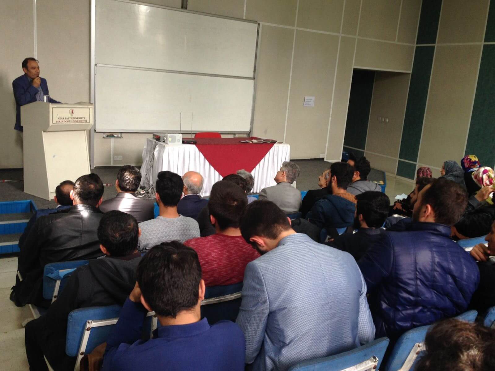 Yakın Doğu Üniversitesi İlahiyat Fakültesi’nde “Gazalî’nin Felsefi Sistemi” Başlıklı Konferans Verildi