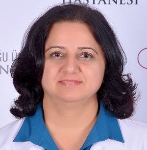 Yakın Doğu Üniversitesi Hastanesi Başhemşiresi Fatma Tezcan: “Hemşire Sağlık Ekiplerinin Vazgeçilmez Üyesidir”
