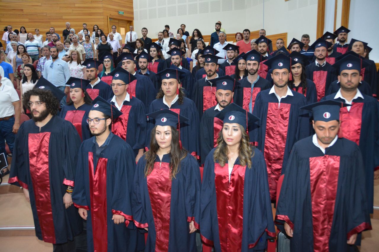 yakin dogu universitesi