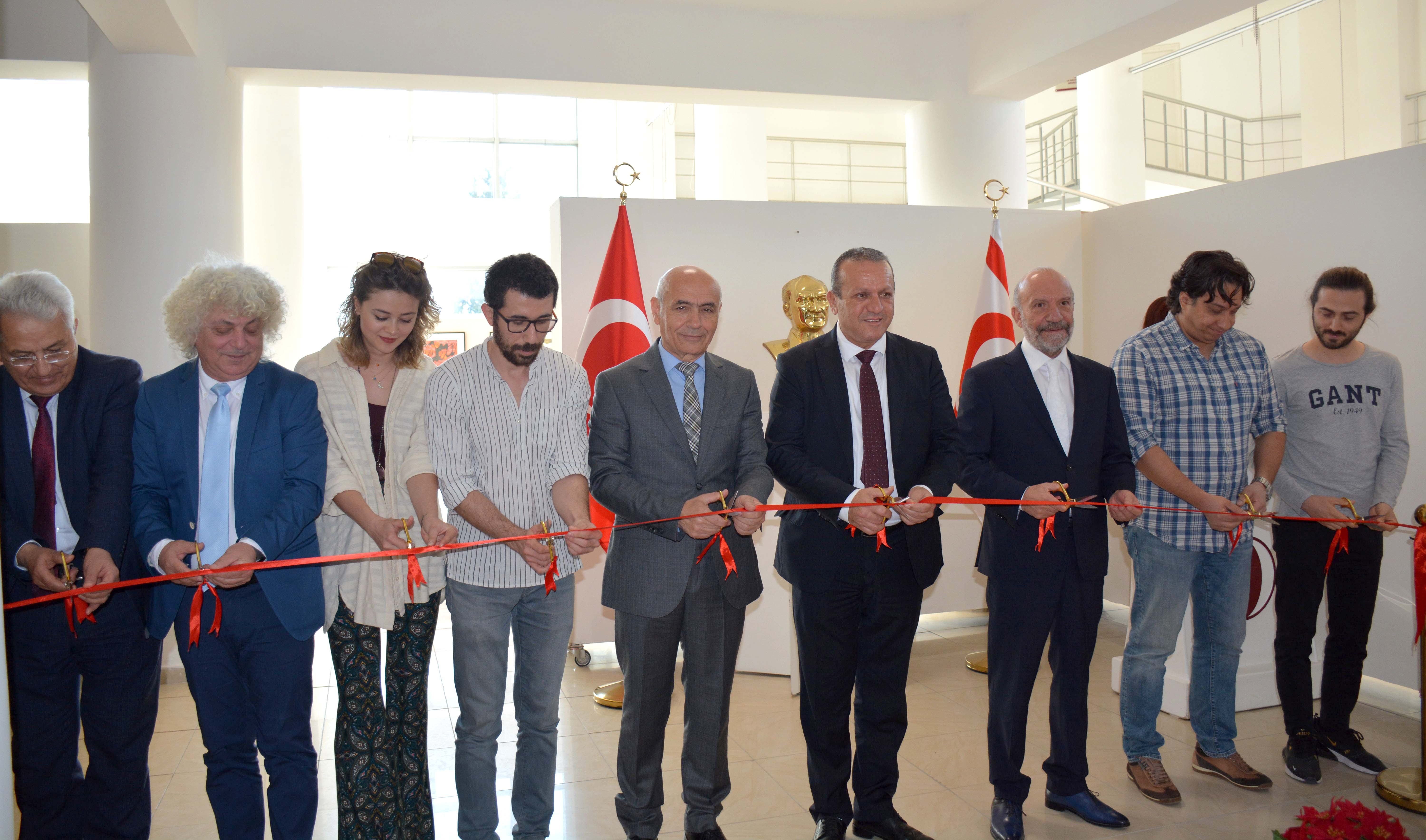 Türkiye’den Gelen 5 Akademisyenin 50 Eserinden Oluşan “Türkiye Baskı Resim Sanatçıları Sergisi” Turizm ve Çevre Bakanı Fikri Ataoğlu Tarafından Açıldı…