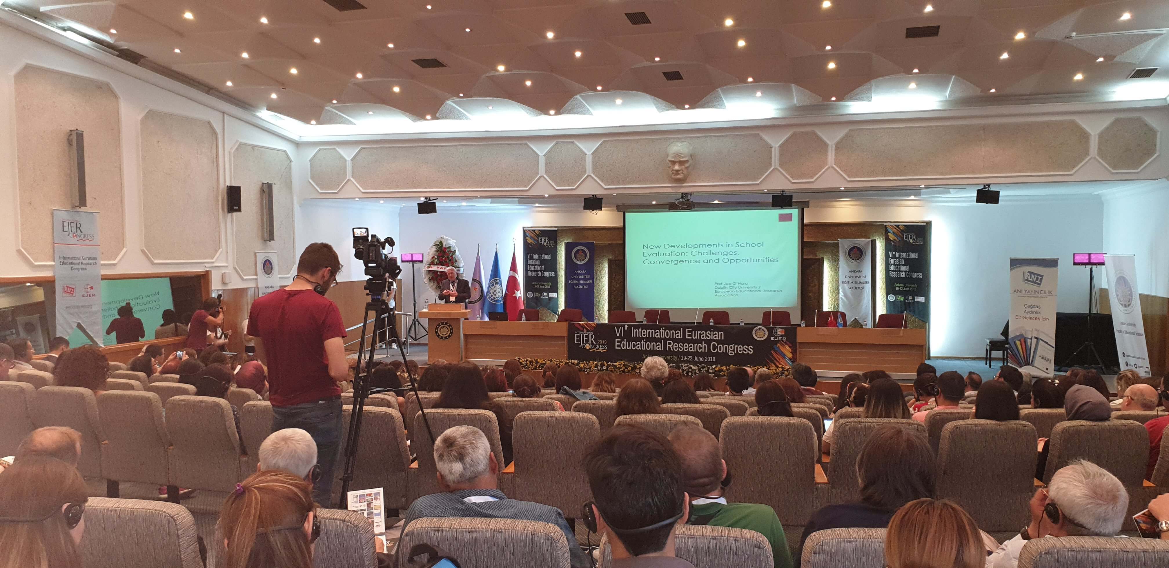 yakin dogu universitesi