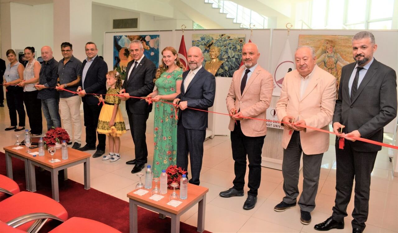 Başkurdistanlı Sanatçı Vera  Frolova’nın Kıbrıs Modern Sanat Müzesi İçin Özel Olarak Hazırladığı ve 30 Eserden Oluşan Resim Sergisi Ekonomi ve Enerji Bakanı Hasan Taçoy Tarafından Açıldı…