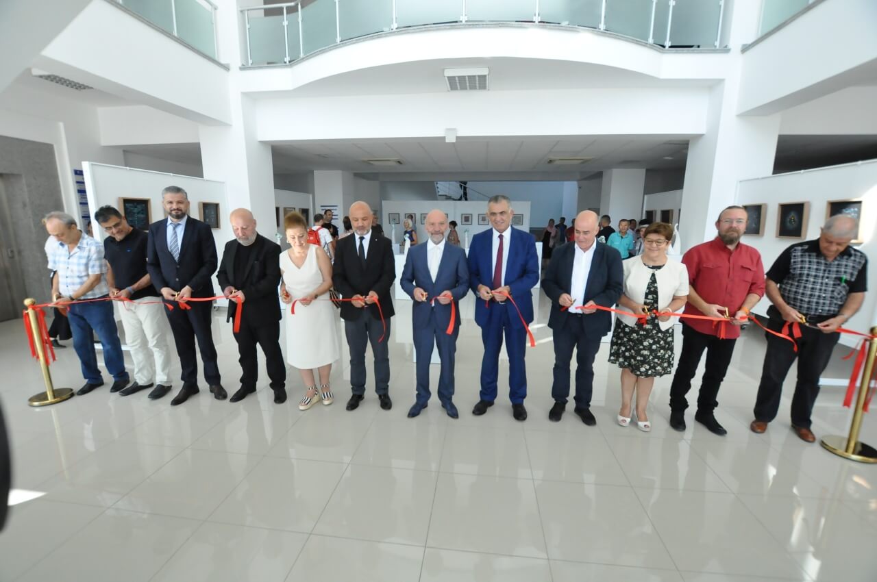Consisting of 45 Pieces of Artworks, Hacettepe University Faculty of Fine Arts Faculty Member Assoc. Prof. Dr. Hüseyin Özçelik’s Solo Ceramic Exhibition titled ‘TRACES’ was opened by Nazım Çavuşoğlu, Minister of National Education and Culture