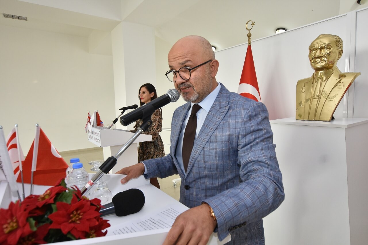 Minister of Labor and Social Security Dr. Faiz Sucuoğlu opened  Omirzak Rystam’s solo painting exhibition and Tajik artists’ group exhibition consisting of paintings exclusively made for Cyprus Museum of Modern Arts