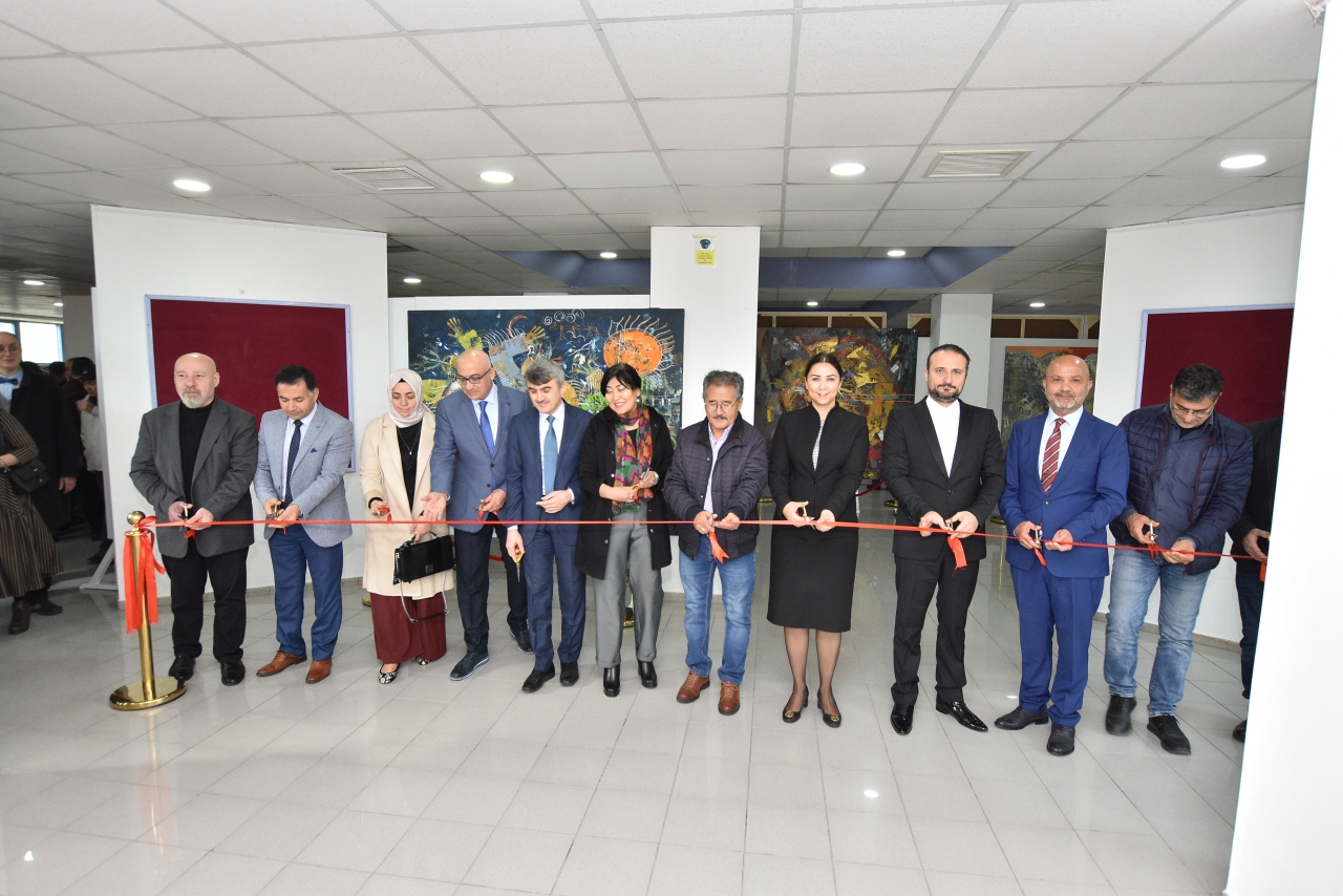 Kazakh artist Almas Nurgozhayev’s solo painting exhibition, which consists of 15 artworks exclusively prepared for Cyprus Museum of Modern Arts, and the group exhibition, which features 22 artworks exclusively prepared for Cyprus Museum of Modern Arts by Kazakh artists, was opened by the Interior Minister Ayşegül Baybars