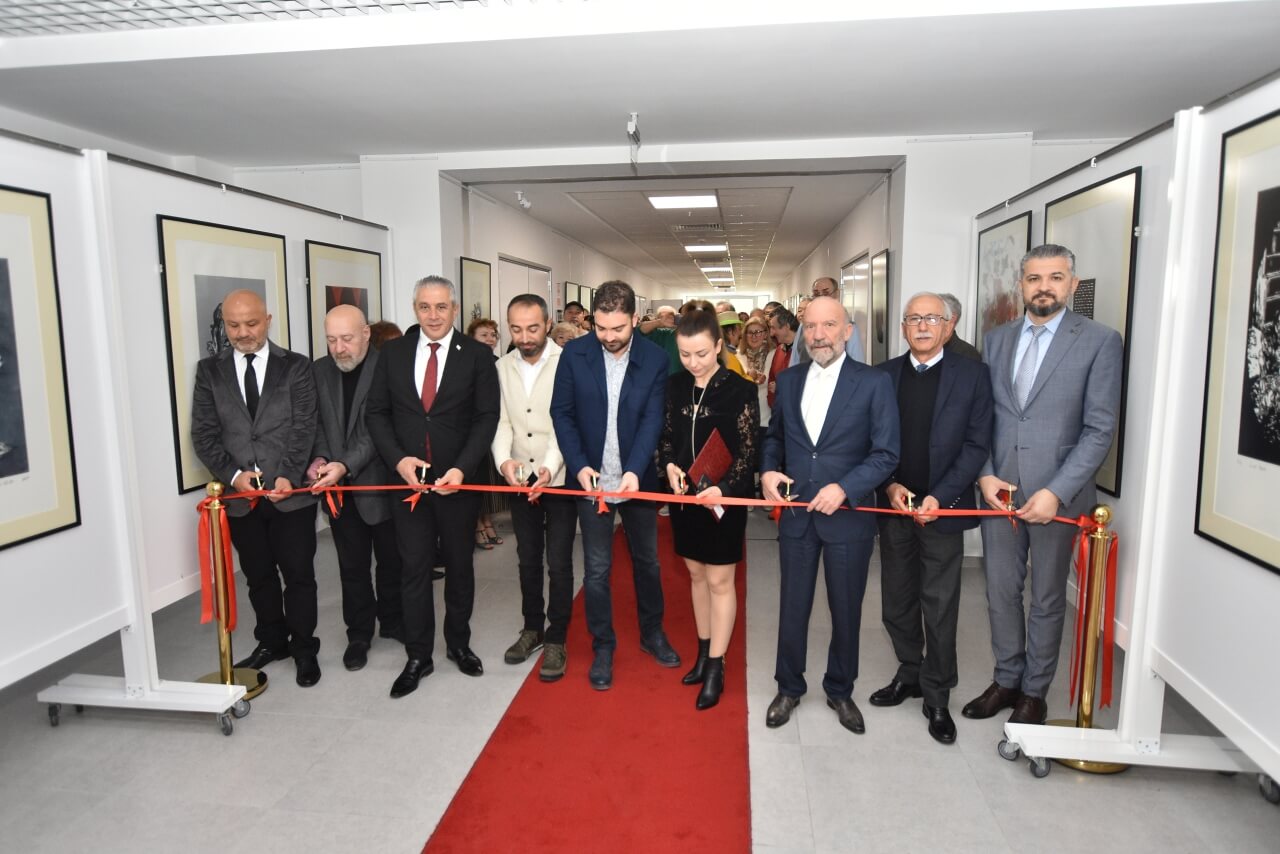 Consisting of artworks exclusively prepared for the Cyprus Museum of Modern Arts by artists from Azerbaijan, Kazakhstan and Turkey, two solo exhibitions, which feature artworks of Azerbaijani artist Ramina Saadatkhan and Kazakh artist Fatima Moldabayeva, and a group exhibition of Turkish printmaking artists were opened by Hasan Taçoy, Minister of Economy and Energy