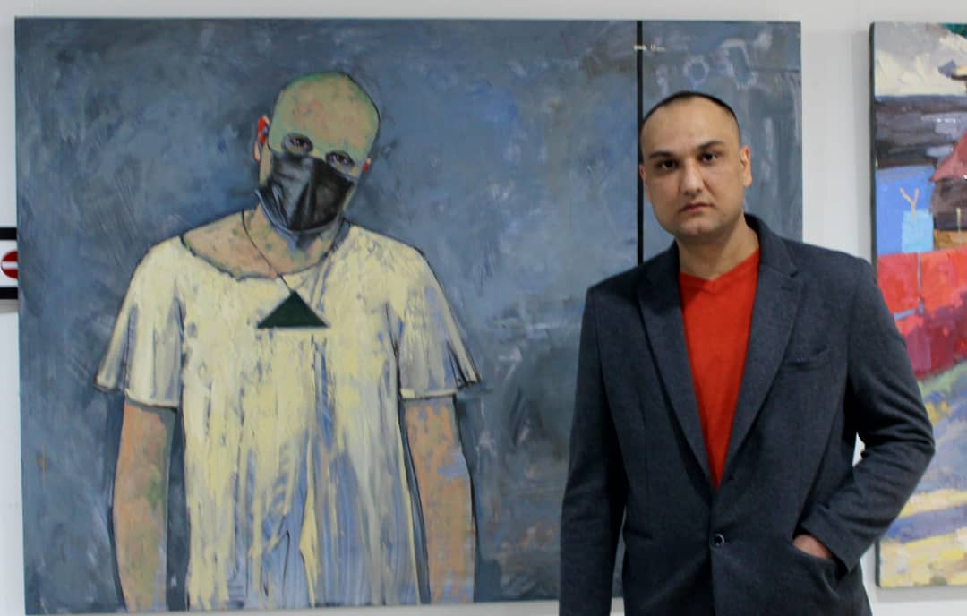 Artist Maksudjon Mirmukhamedov reflected his feelings on the canvas to support the fight against coronavirus for the Cyprus Museum of Modern Arts