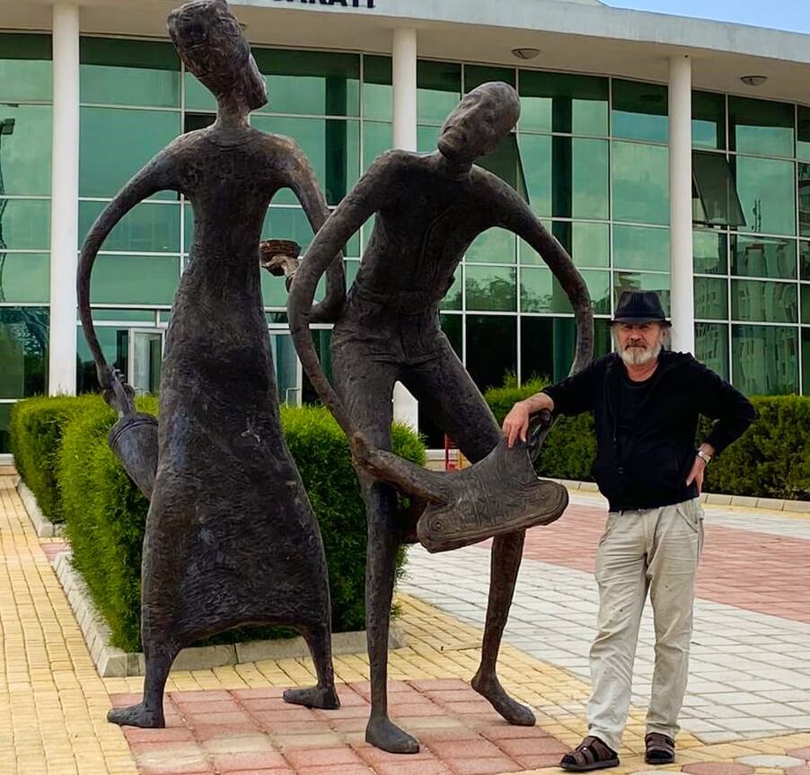 Artists Orazbek Yesenbayev, Nurlan Kebek Uulu and İsken Abdaliev completed 4 of the bronze sculptures, which they would call the “Turkish World”, for the Cyprus Museum of Modern Arts