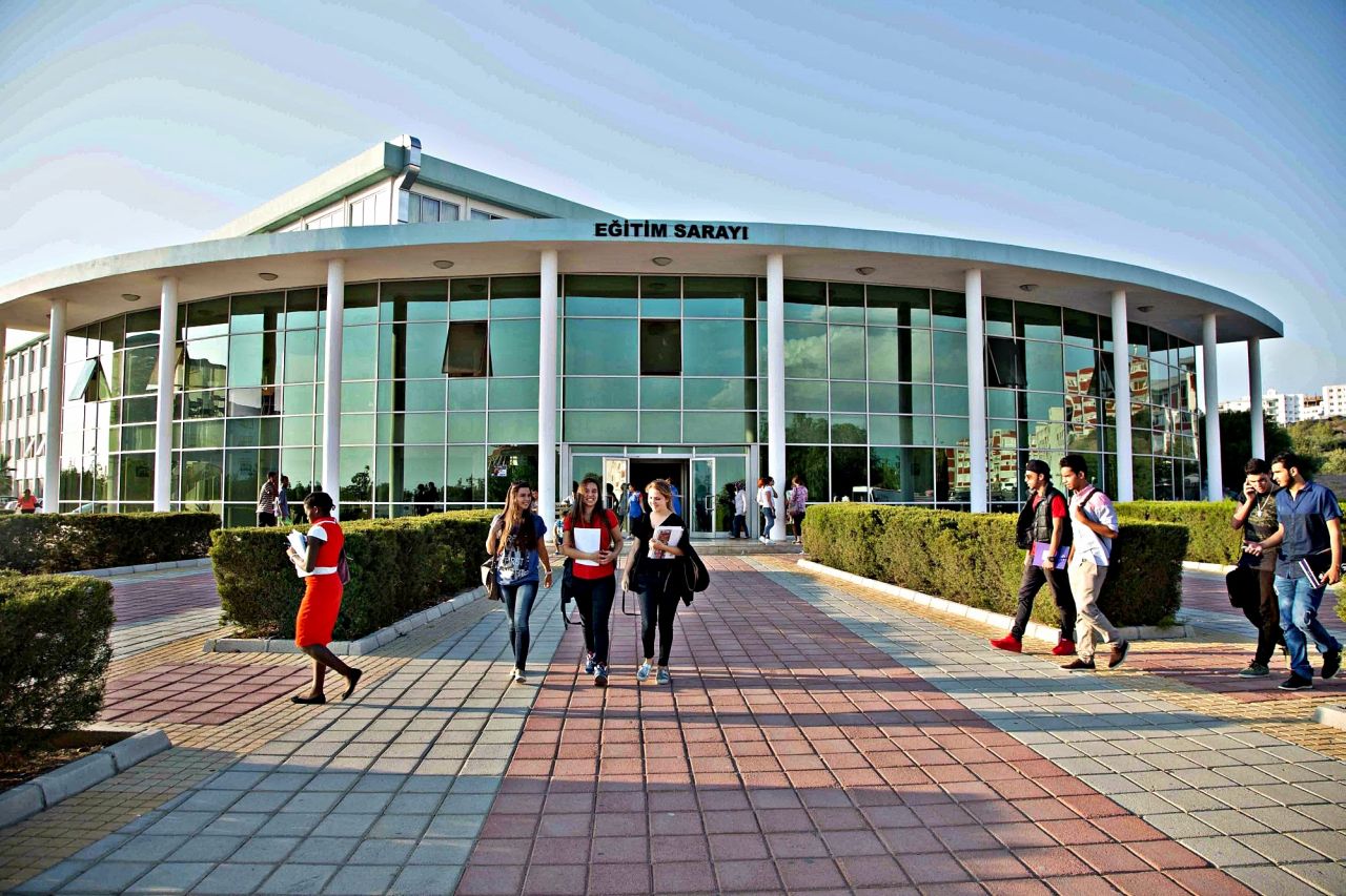 Экзамен на зачисление и распределение стипендий Ближневосточного Университета состоится 6 июня в кампусе Ближневосточного Университета, городе Фамагуста, Гюзельюрт, Кирения и Искеле
