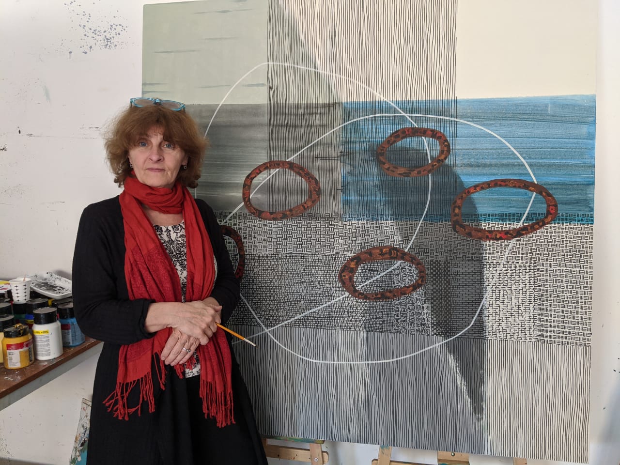 Artist Irina Lavrinenko reflected Cyprus-specific figures and motifs for the Cyprus Museum of Modern Arts through canvas paintings that she painted during the COVID-19 quarantine days
