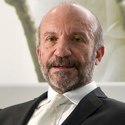 The Objective  Wikipedia la enciclopedia libre